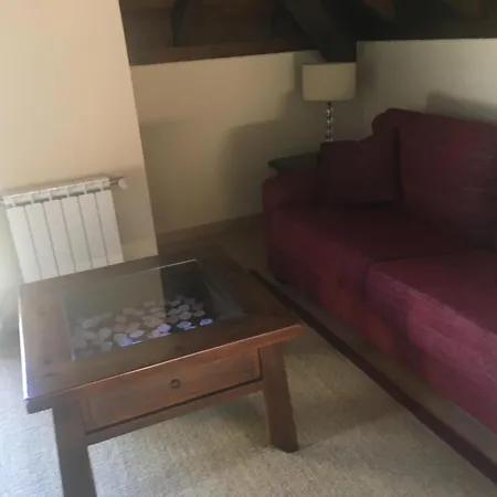 Hospederia Rural Santa Cruz *