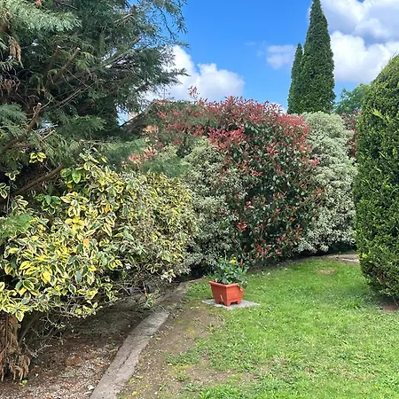 Hospederia Rural Santa Cruz *