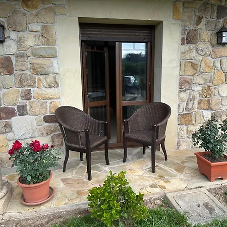 Hospederia Rural Santa Cruz イン *