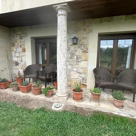 Hospederia Rural Santa Cruz * Socobio