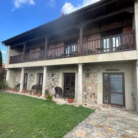 Hospederia Rural Santa Cruz * Socobio