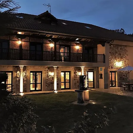 Hospederia Rural Santa Cruz *