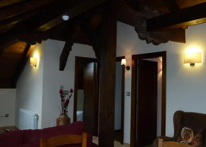 Hospederia Rural Santa Cruz * Socobio