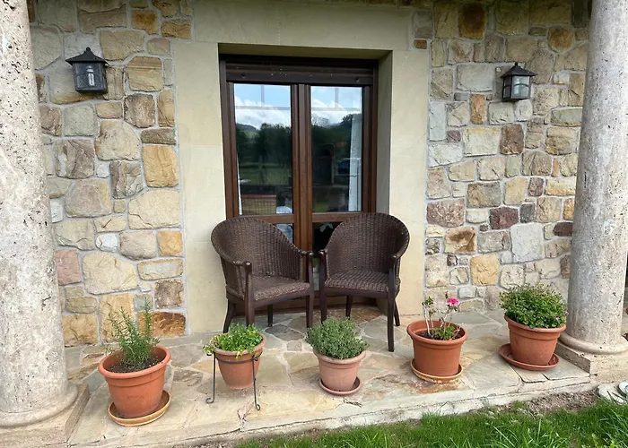 Hospederia Rural Santa Cruz *