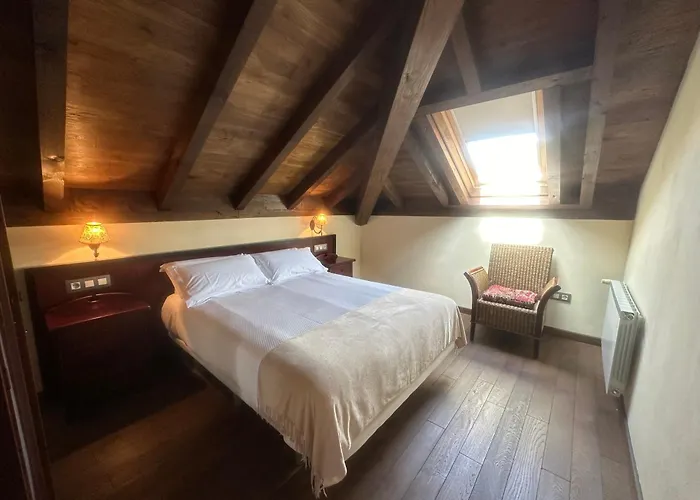 Hospederia Rural Santa Cruz * Socobio