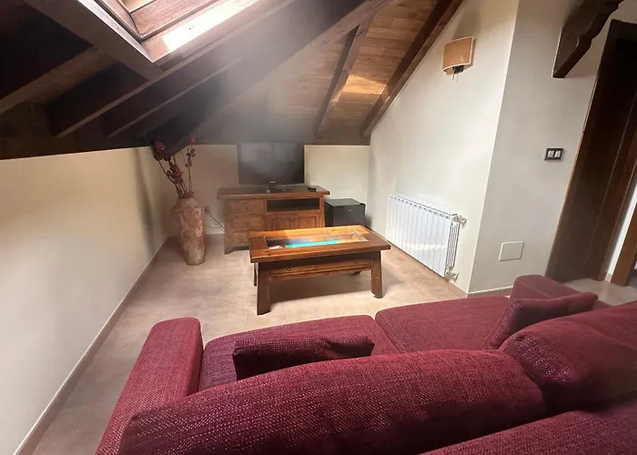 Hospederia Rural Santa Cruz * Socobio